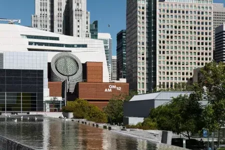 SFMOMA à côté des jardins Yerba Buena